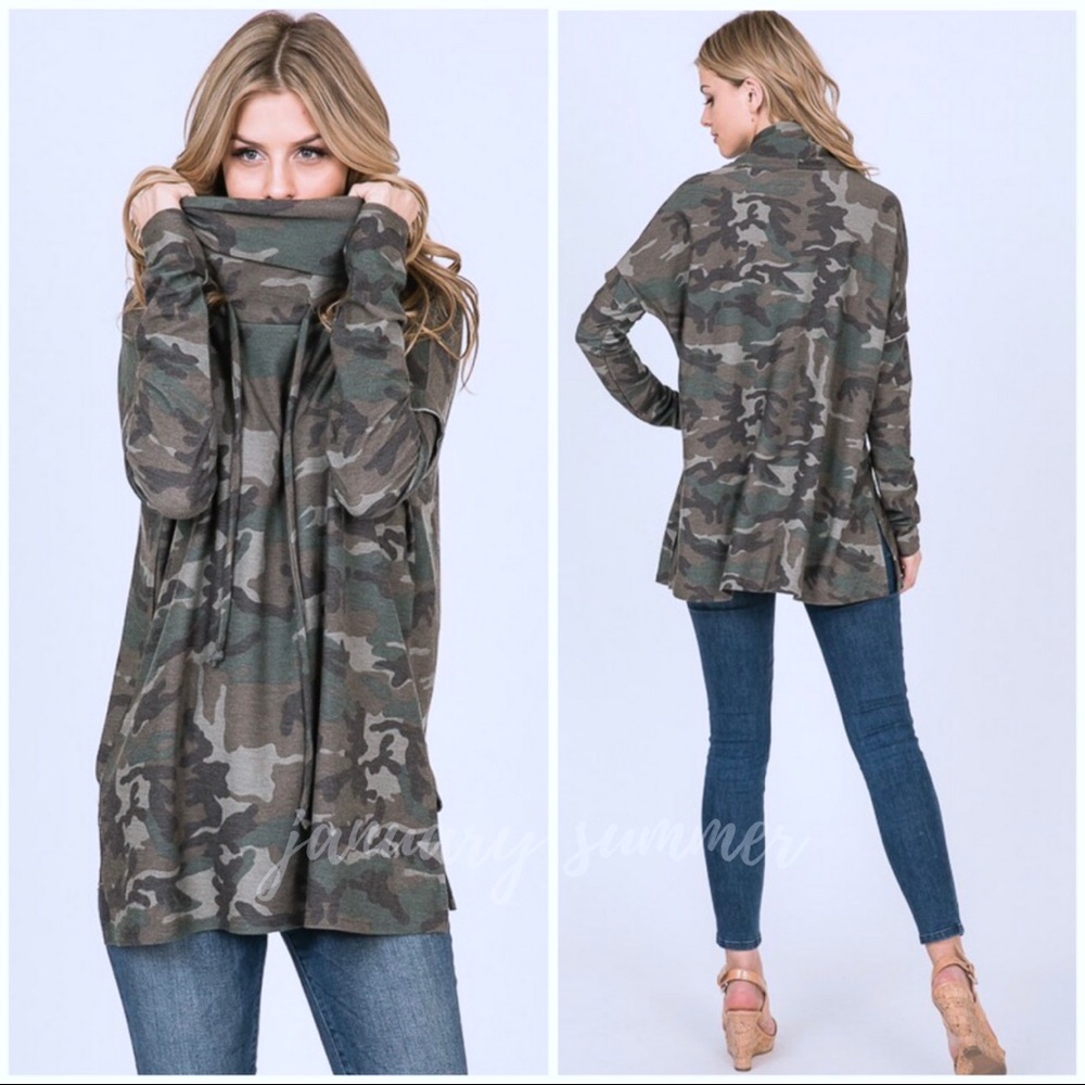 ❄️OLIVE CAMO LOOSE TURTLENECK TOP - Picture 3 of 4